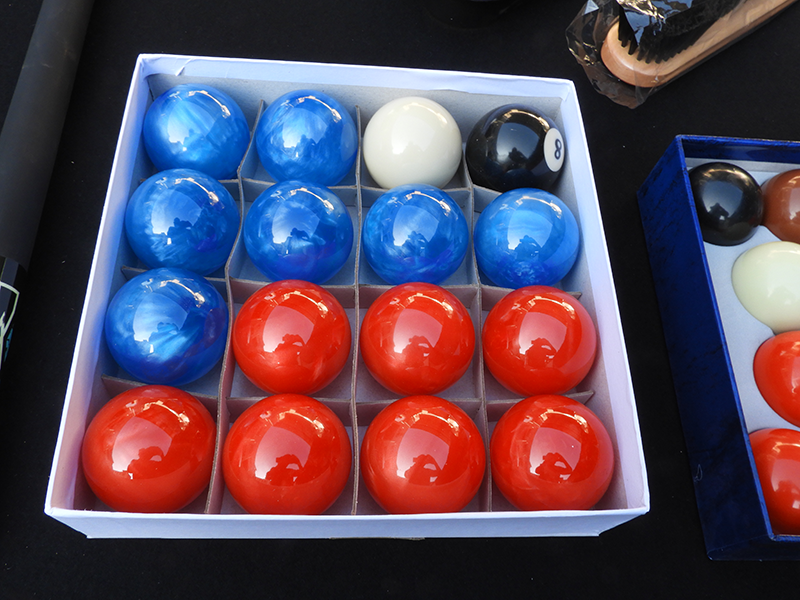 Walker & Simpson Vegas Deluxe 7ft Slate Pool Table with Dining Top